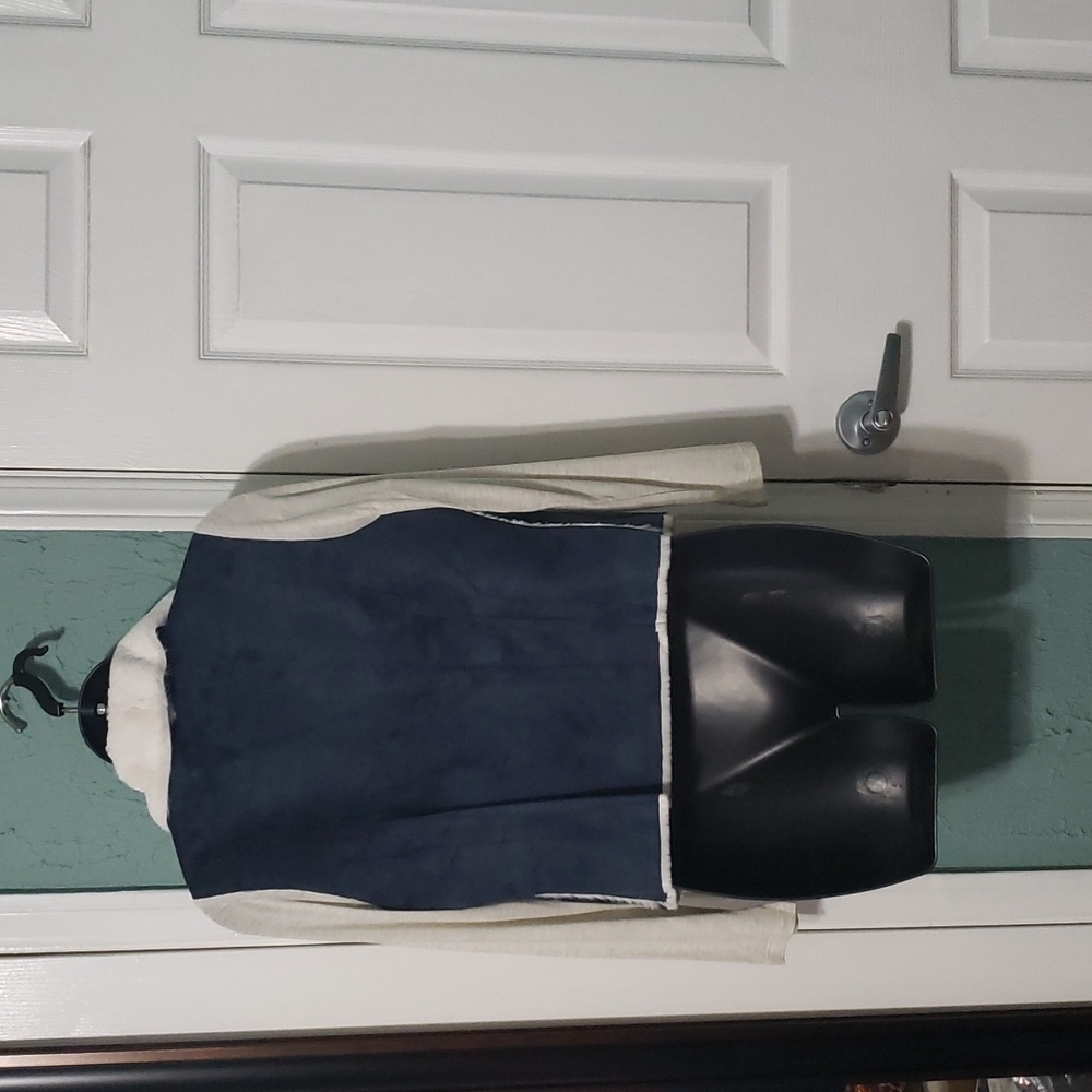 Light weight jacket - Picture 2 of 4